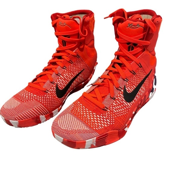 Limited Edition Nike Kobe 9 Elite “Christmas” Basketball Shoes - Picture 4 of 6